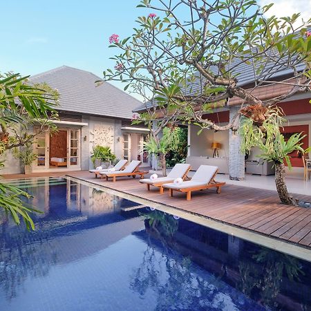 The Wolas Villas Seminyak Extérieur photo