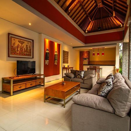 The Wolas Villas Seminyak Extérieur photo