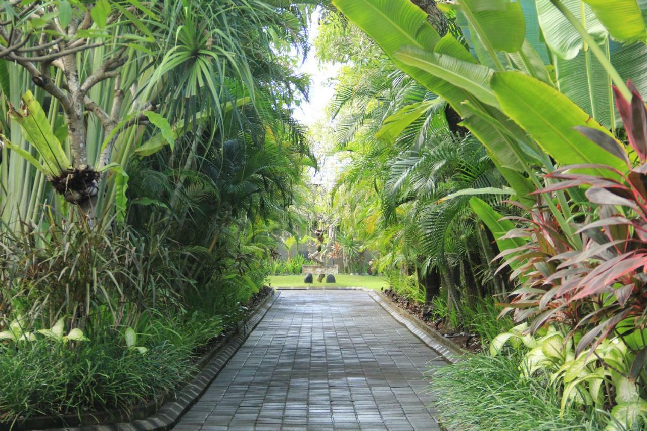 The Wolas Villas Seminyak Extérieur photo
