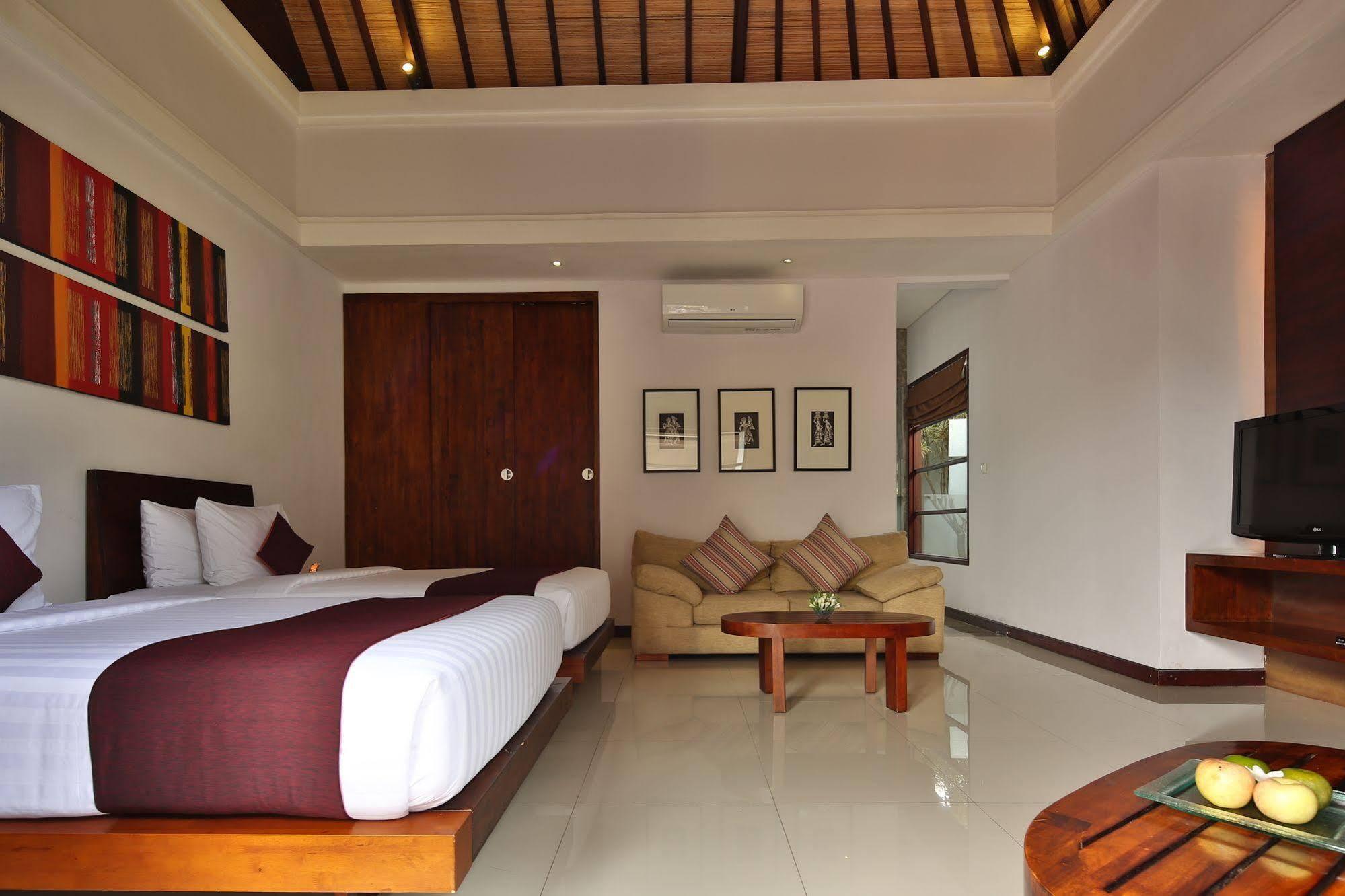 The Wolas Villas Seminyak Extérieur photo